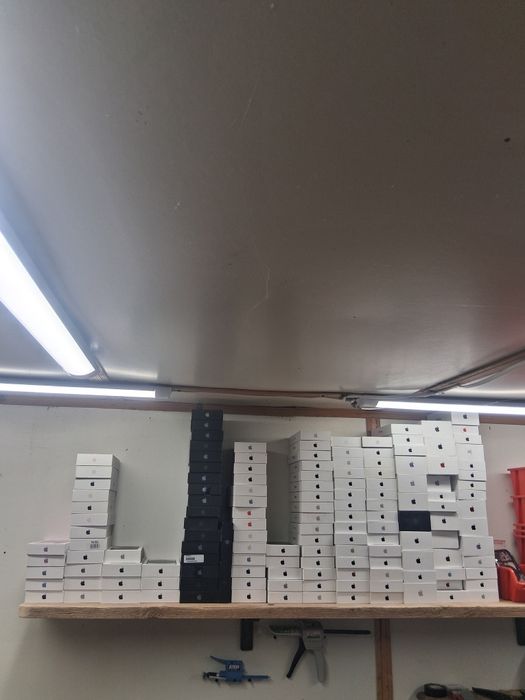 Pudelka iphone 16,15,15pro,14,13,12,11,x,xs