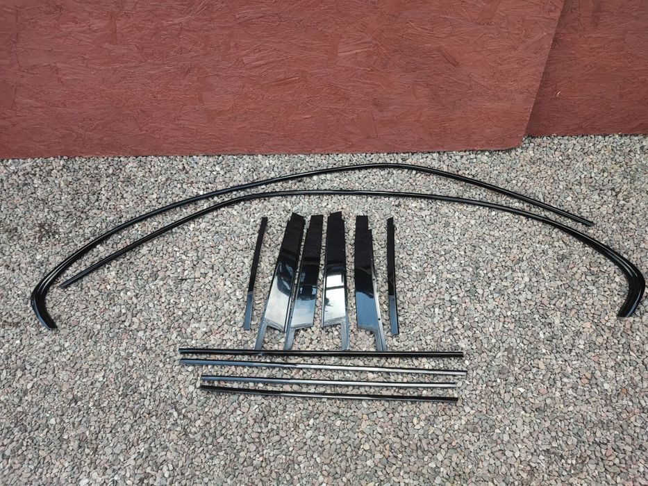 BMW E46 SEDAN ORYGINALNY KOMPLETNY KOMPLET LISTEW OZDOBNYCH SCHADOW-LINE / CZARNY WYSOKI POŁYSK / GLANZSCHWARZ M-PAKIET W DOBRYM STANIE O NR. 51 13 2 695 281 / 51 13 2 695 282 / 51 34 2 695 290 / 51 34 2 695 289 / 51 33 2 695 284 OEM W DOBRYM STANIE