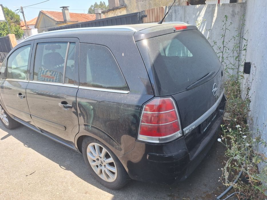 Opel zafira 1.9 cdti