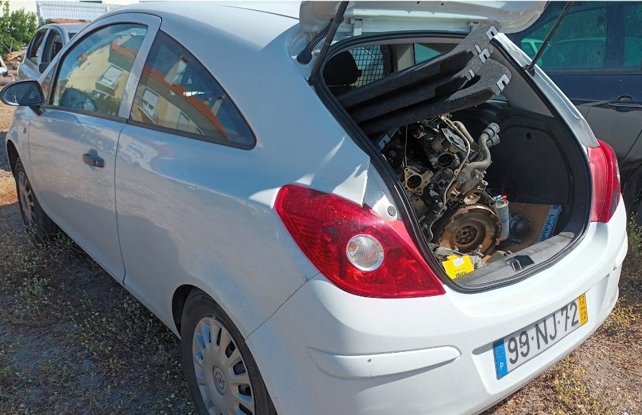 Opel corsa 1.3cdti 2012/12