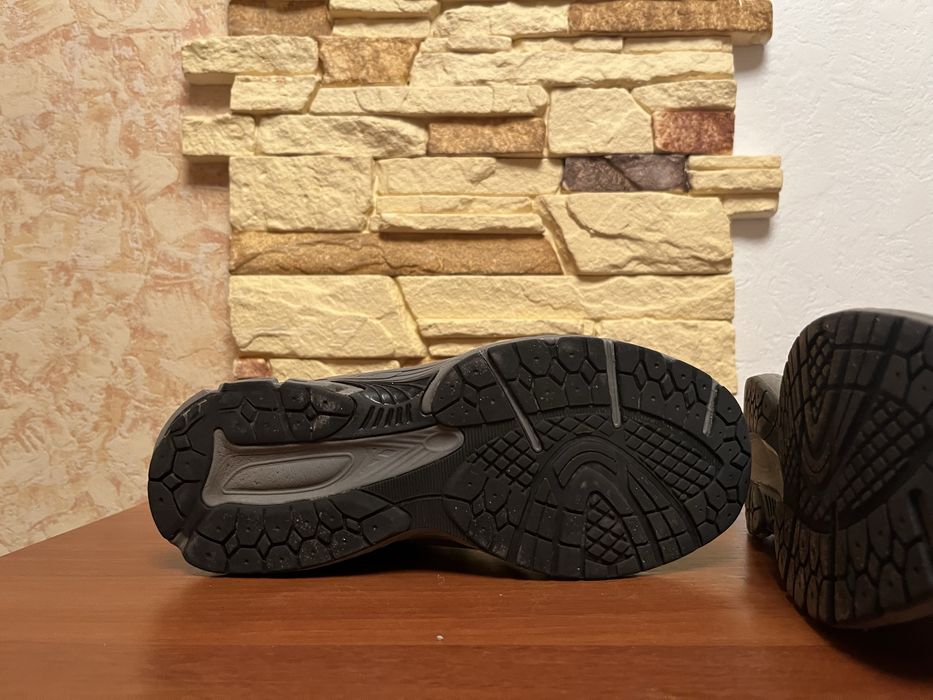 Кроси зимові new balance розмір 41