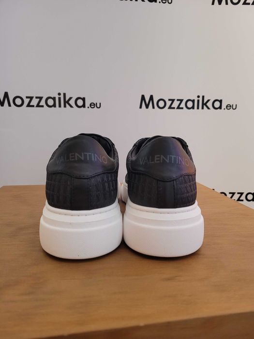 Valentino Sneakersy skórzane na platformie