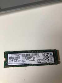 Dysk SSD Samsung MZ-VLV2560, PM951 używany 256 GB