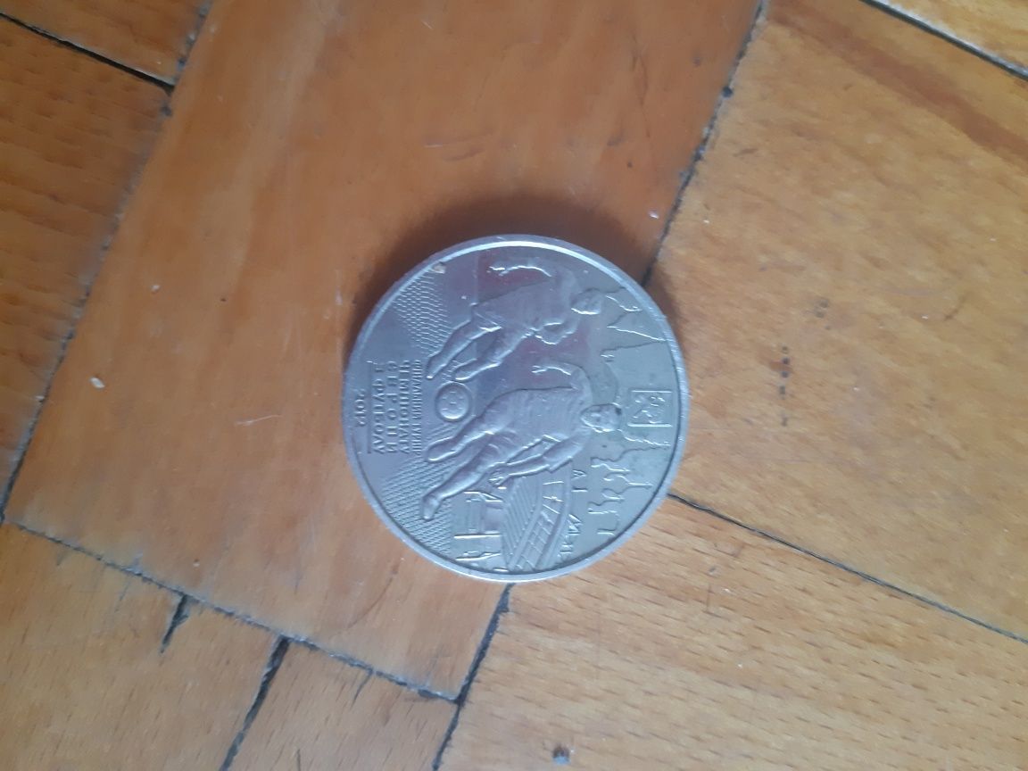 5 гривен евро 2012