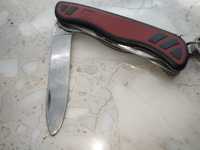 Scyzoryk Szwajcarski nóż Victorinox Nomad 0.8351.C Grip !!