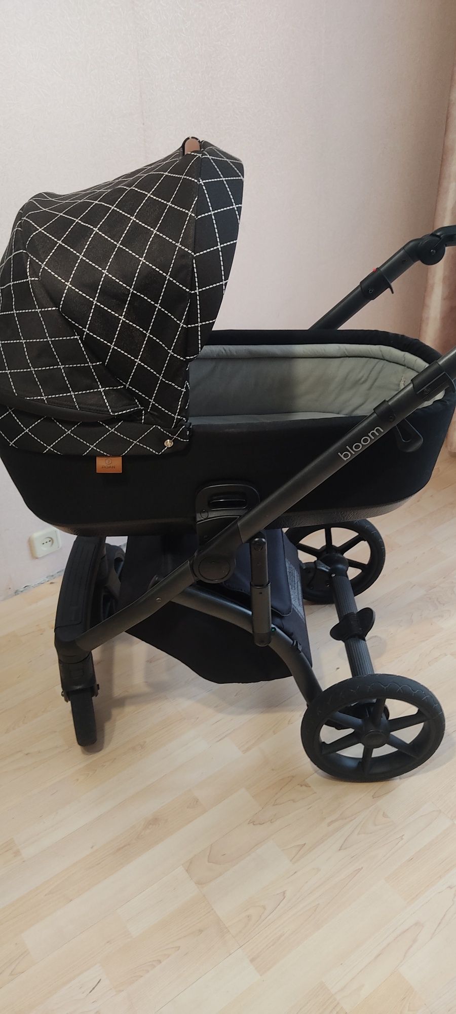Продам детскую коляску