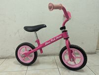 Bicicleta de aprendizagem equilíbrio CHICCO + capacete de proteção