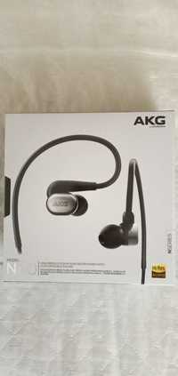 *** AKG n 40 ***