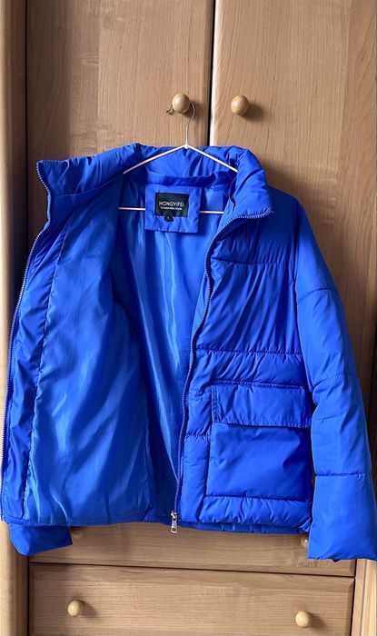 Продам зимнюю куртку