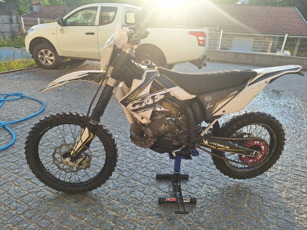Gas gas ec 250 do ano 2010