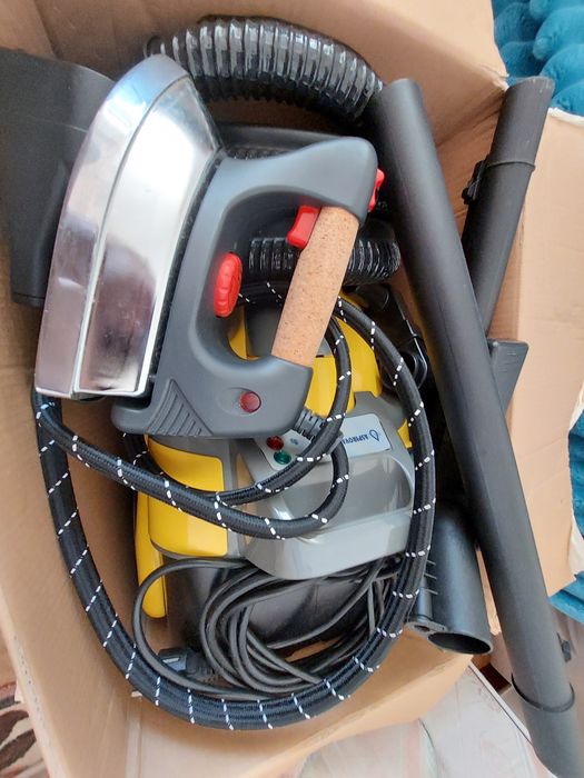 Aspirador de pó AEG Viva Flash AE7340
Tecnologia ciclónica.
Potência