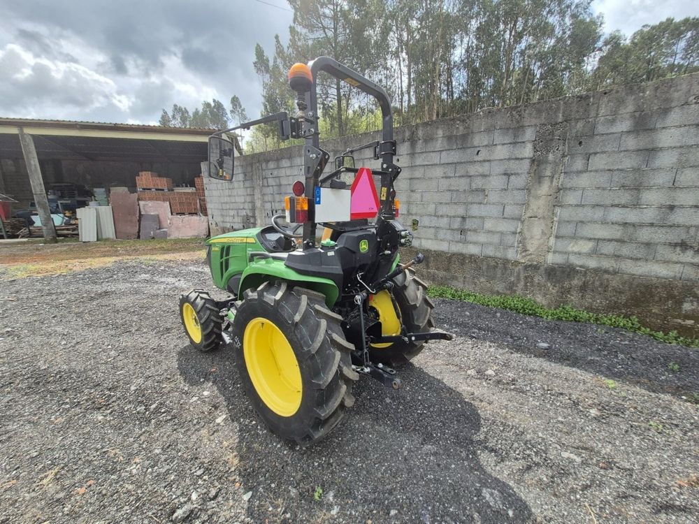 Trator john deere 3038