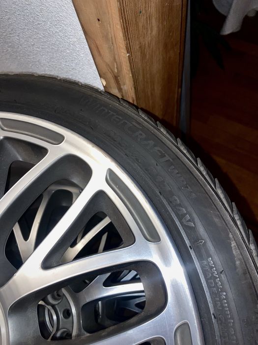 Pneus Kumho 205/45 R17 84V