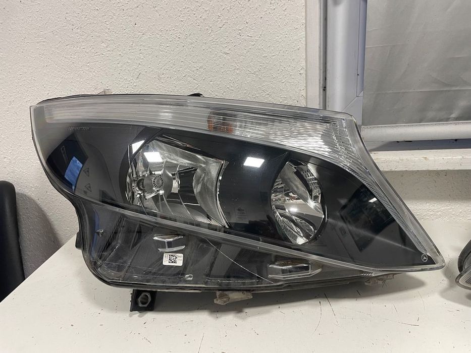 mercedes vito w447 21r v klasa lampa prawa lewa przód idealne orygina