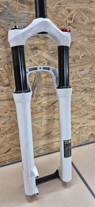 Amortyzator RST Aerial 27.5 powietrzny. Nowy.