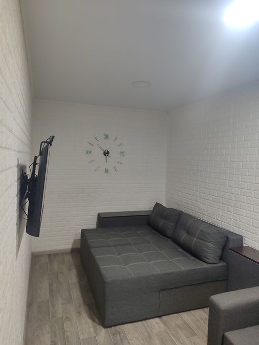 Продам 1 квартиру - студіо в центрі міста Сміла. Сертифікат - так.