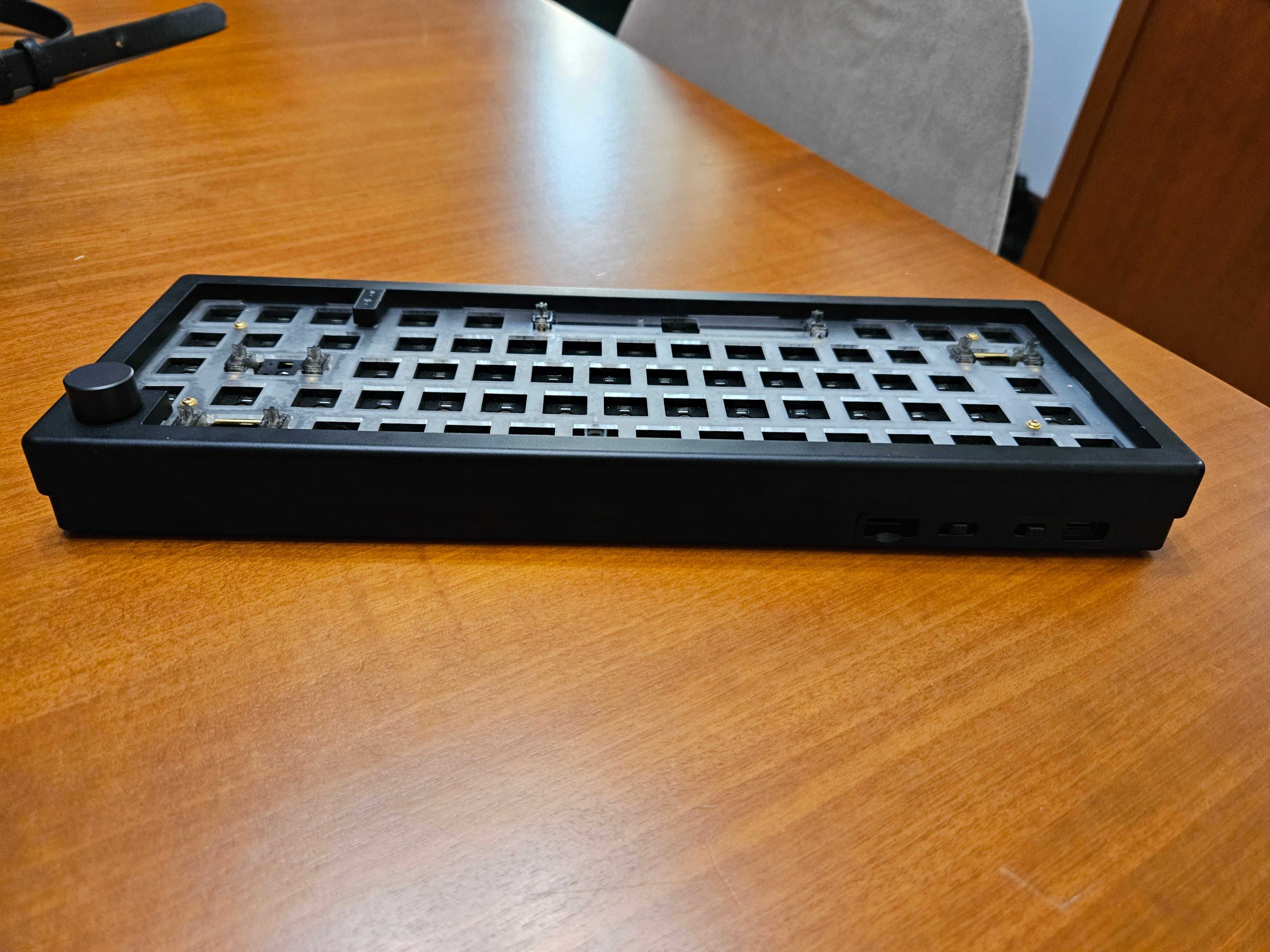 Teclado GMK67 + Estabilizadores Durock V2