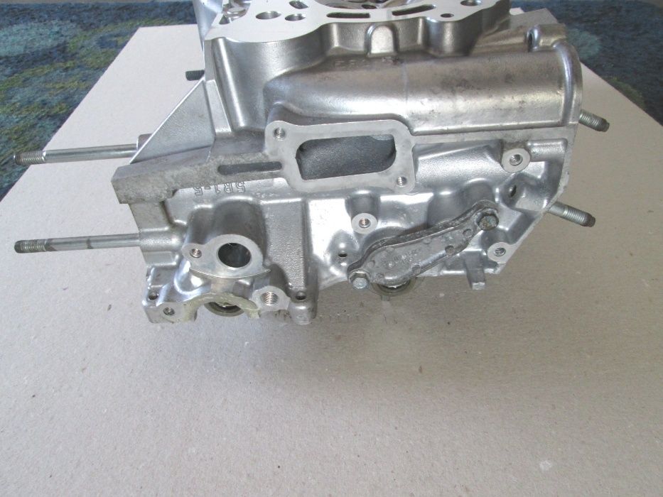 GŁOWICA HONDA HRV 1.5 i-VTEC 16V / 5R1-5 / Kompletna