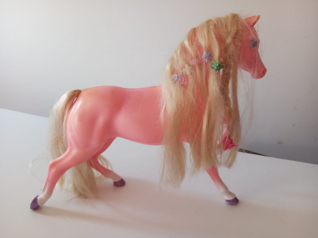 Mattel Barbie: Marzipan e um trenó temático de doces, 2001