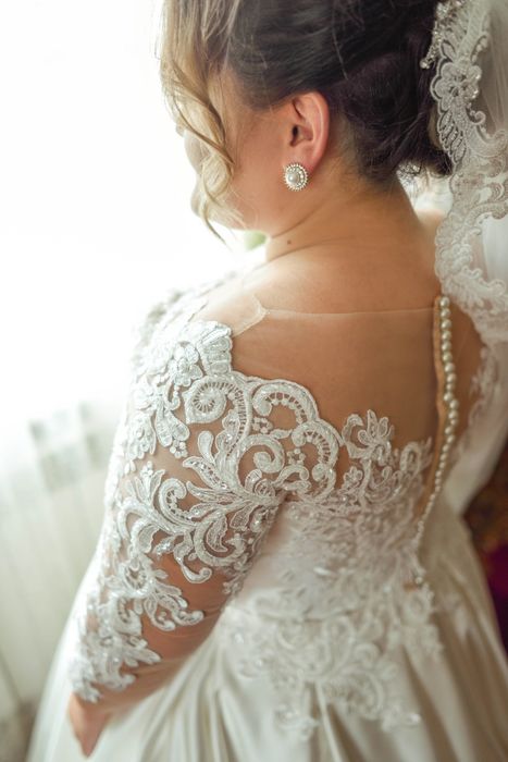 Продам весільне плаття 54 розмір