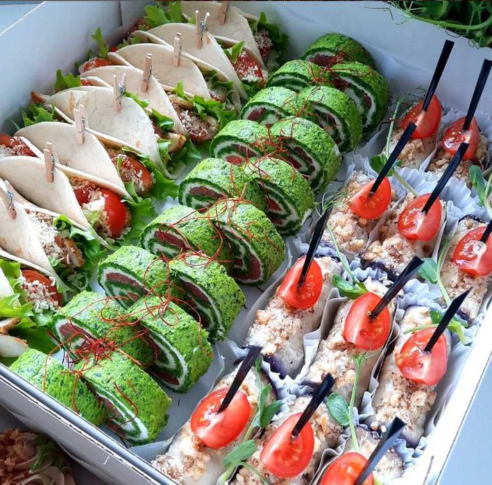 Плануєте свято?Фуршет боксы  Харків - Ексклюзивне меню до ваших свят.