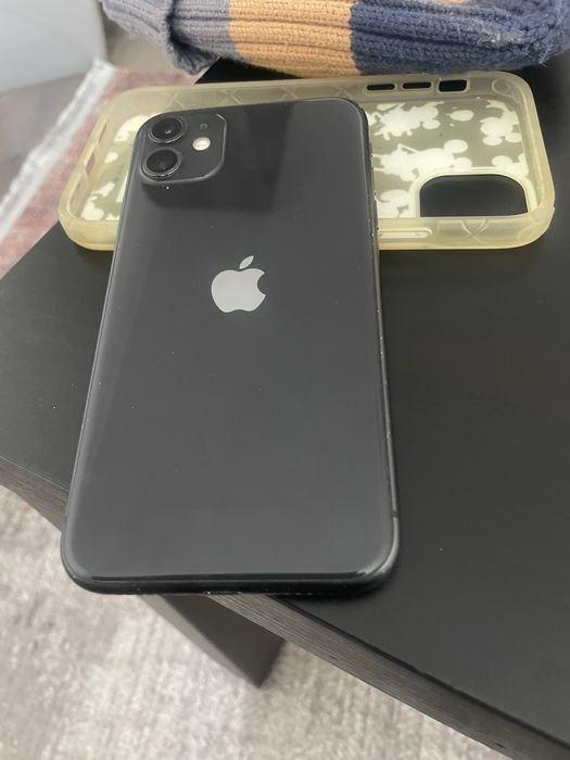 IPhone 11 128 Гб гарний стан