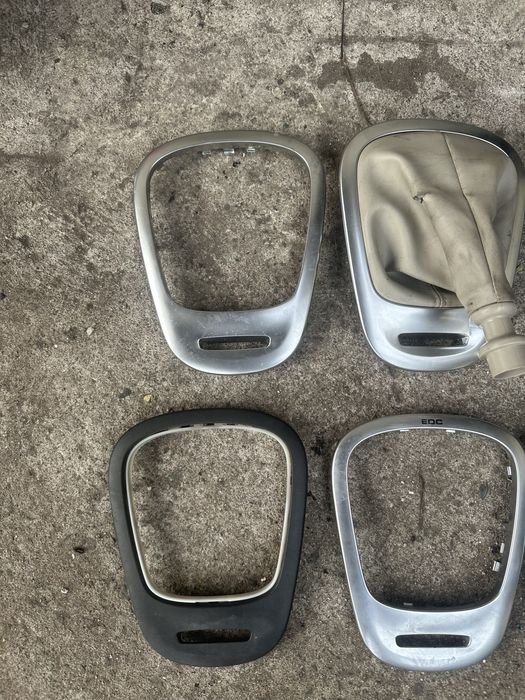 Дкклративна накладка, рамка кпп Renault Scenik 3 09-15р