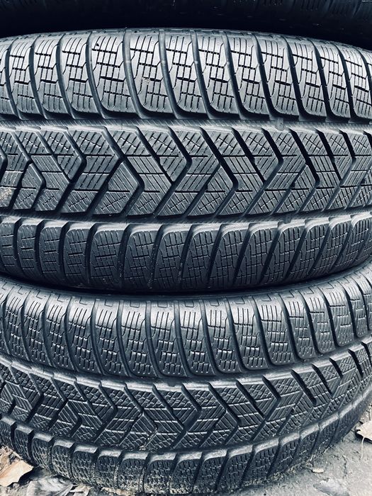 255 60 18 Pirelli Scorpion Winter 95%