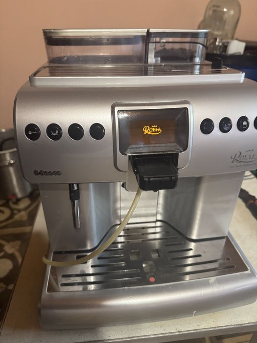 Кавовий апарат saeco royal one touch cappuccino