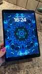 Tablet iPad APPLE 10.5” —-256gb —- iOS 18.4 - Touch ID - PROCREATE