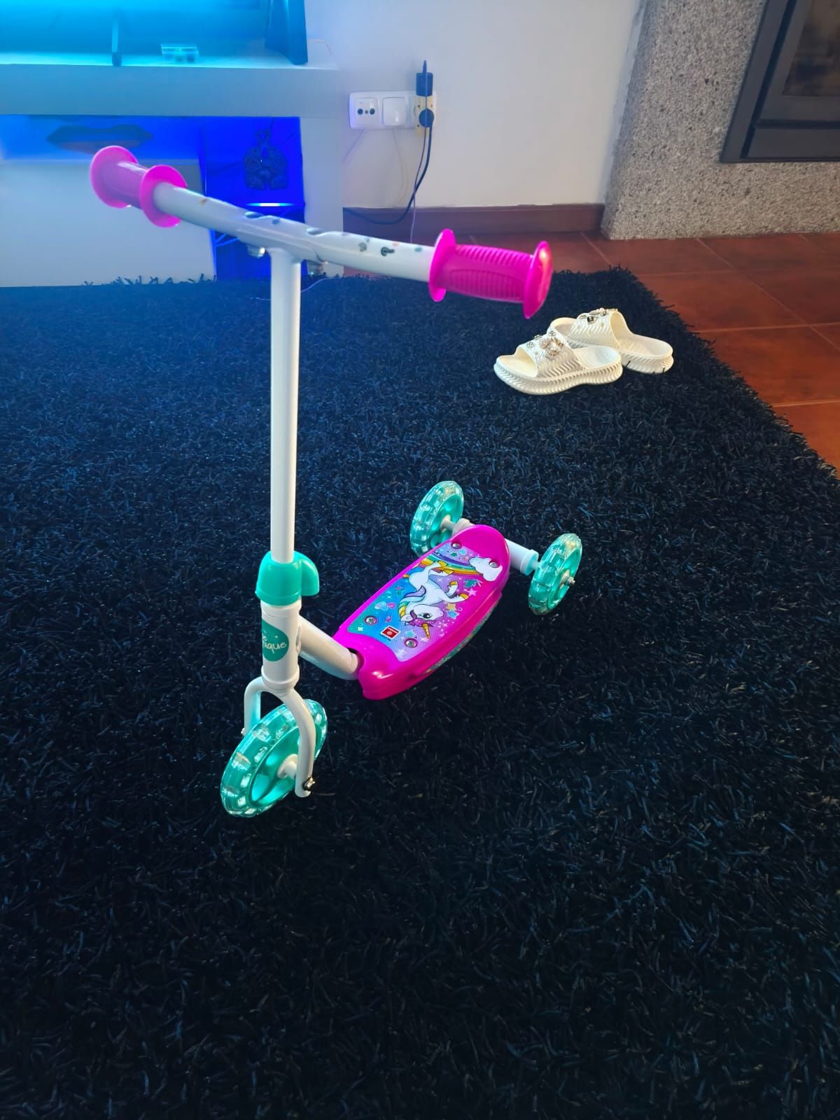 Trotinete menina