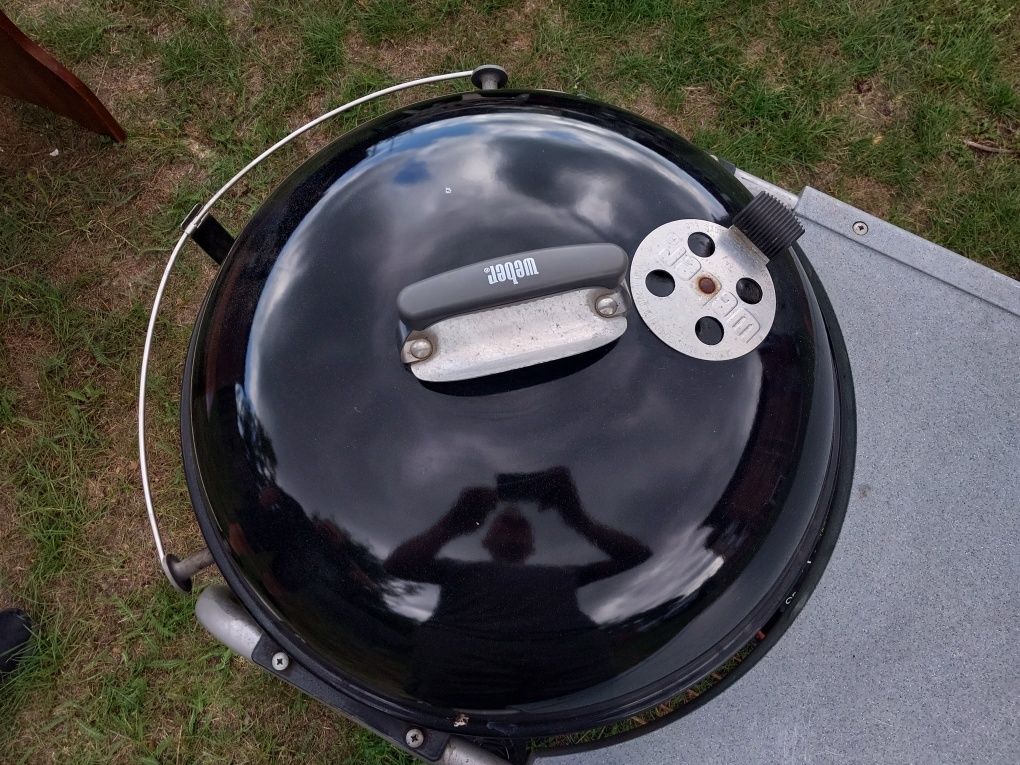 Grill ogrodowy weber