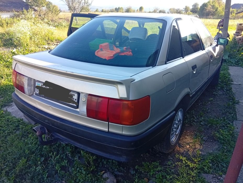 Продаю. AUDI-80 на ходу