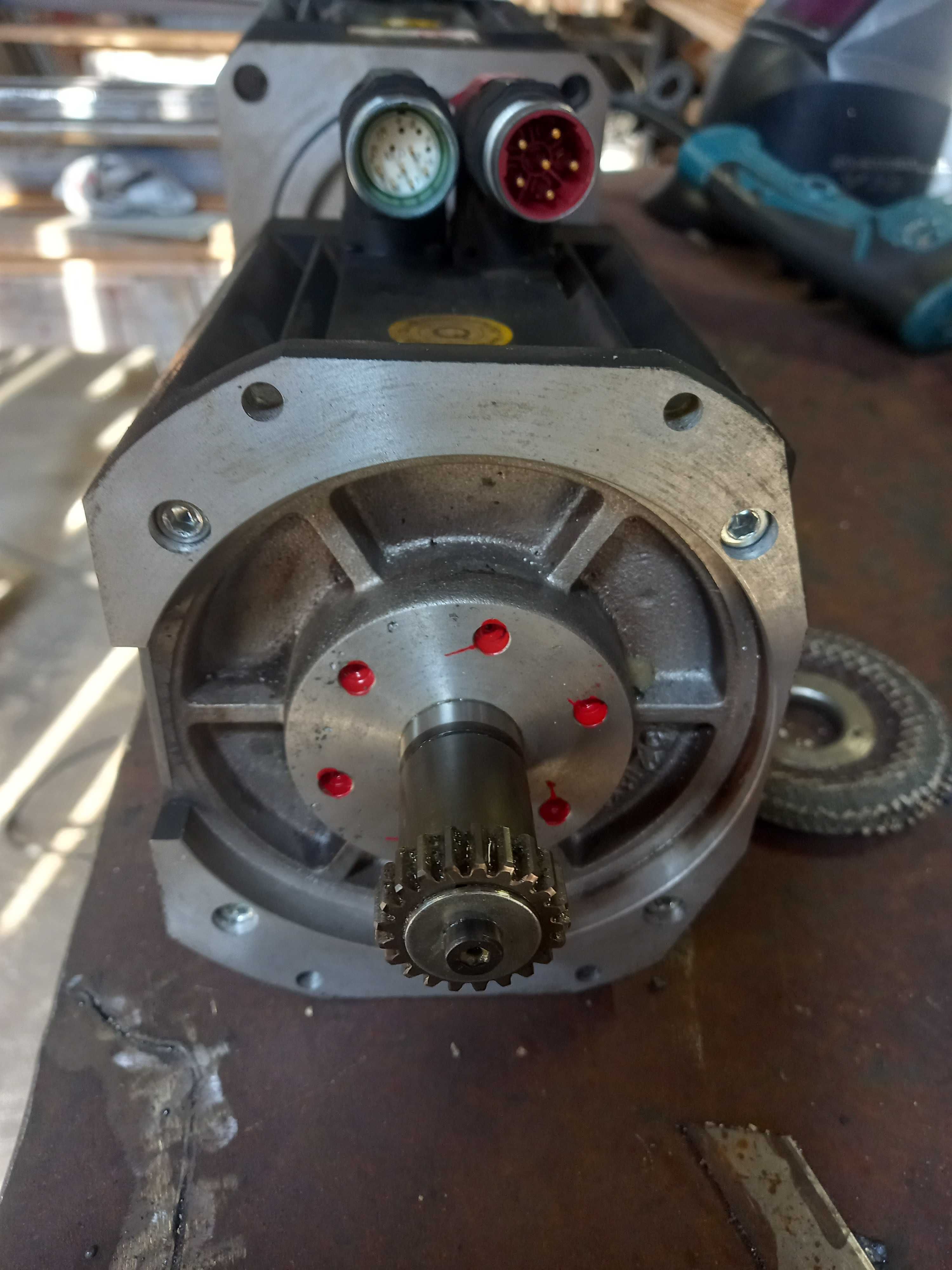 serwomotor 3,1 KW i 1,4 KW