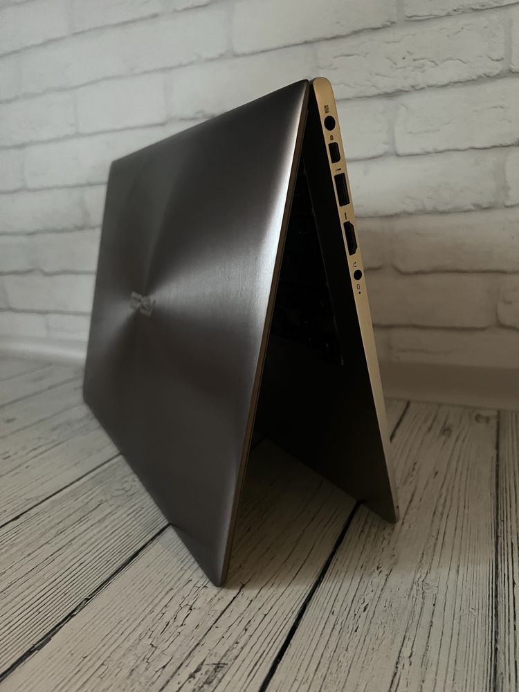 Ноутбук Asus ZenBook UX303LB i7-5500u 13,3’Fhd Відеокарта 2gb