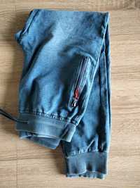 Spodnie jeans cienkie 134/140 chłopiec
