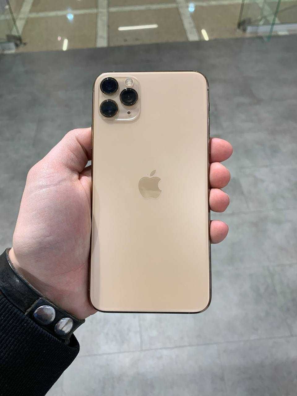 Б/У Apple iPhone 11 Pro Max 256GB Gold (MWH62)