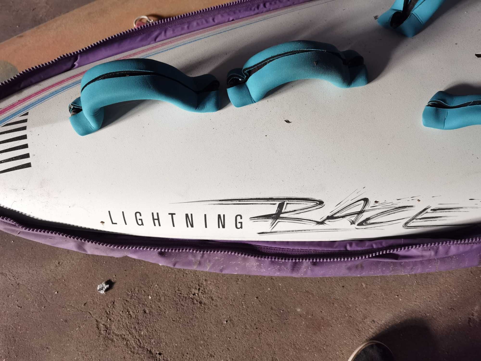 Prancha windsurf F2 Lightning Race EC Lite 3,8 mt - excelente estado