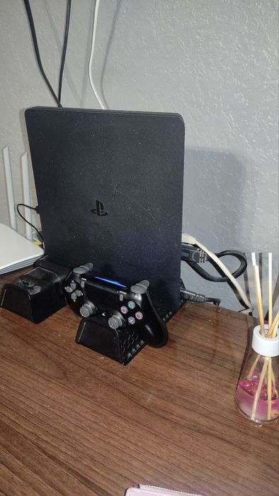 Playstation 4 Slim 1 Tb