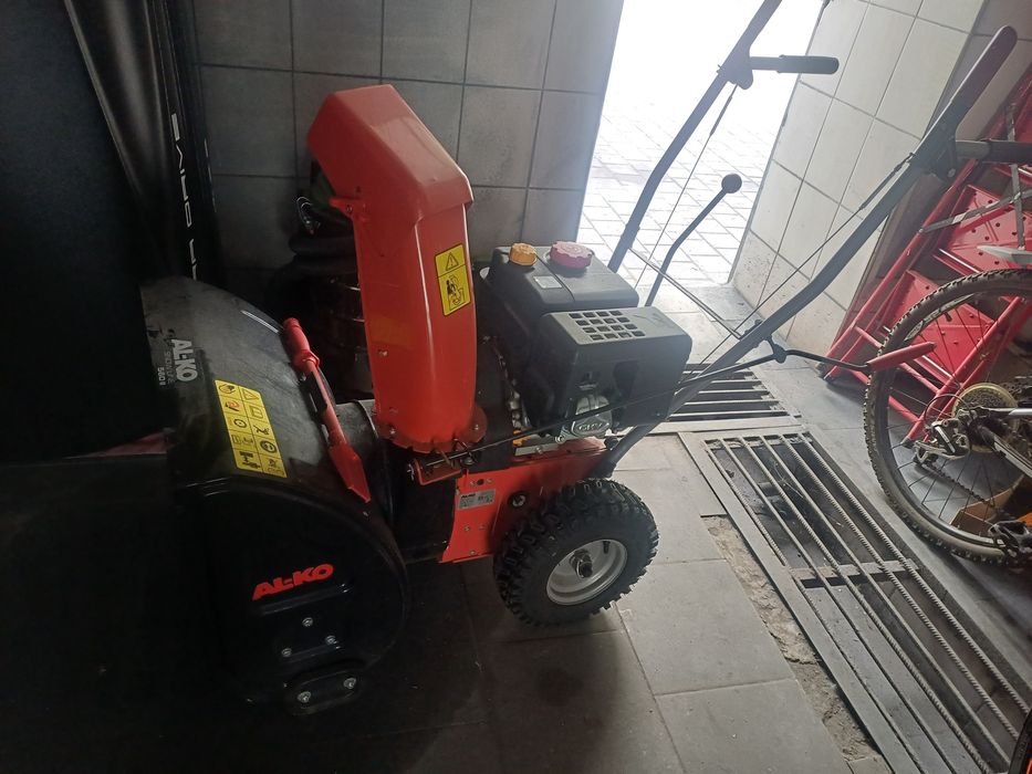 Снігоприбиральна машина