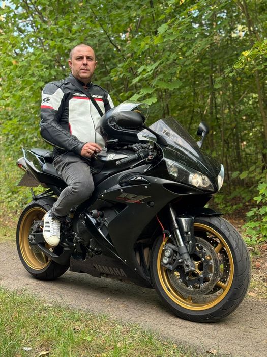 Yamaha R1 zamiana