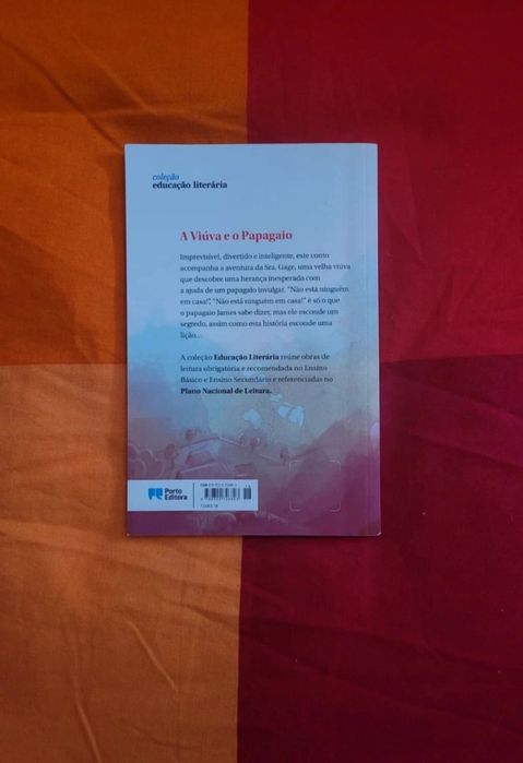Livro "A viúva e o papagaio"