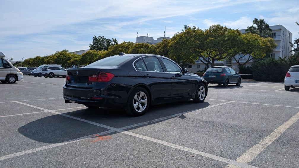 BMW 320i Efficient dynamics