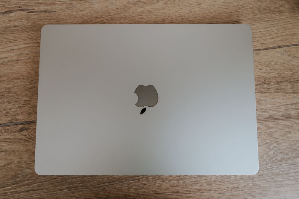 Apple MacBook 2024 Air M3/8GB/256/Mac OS Księżycowa poświata 10R GPU