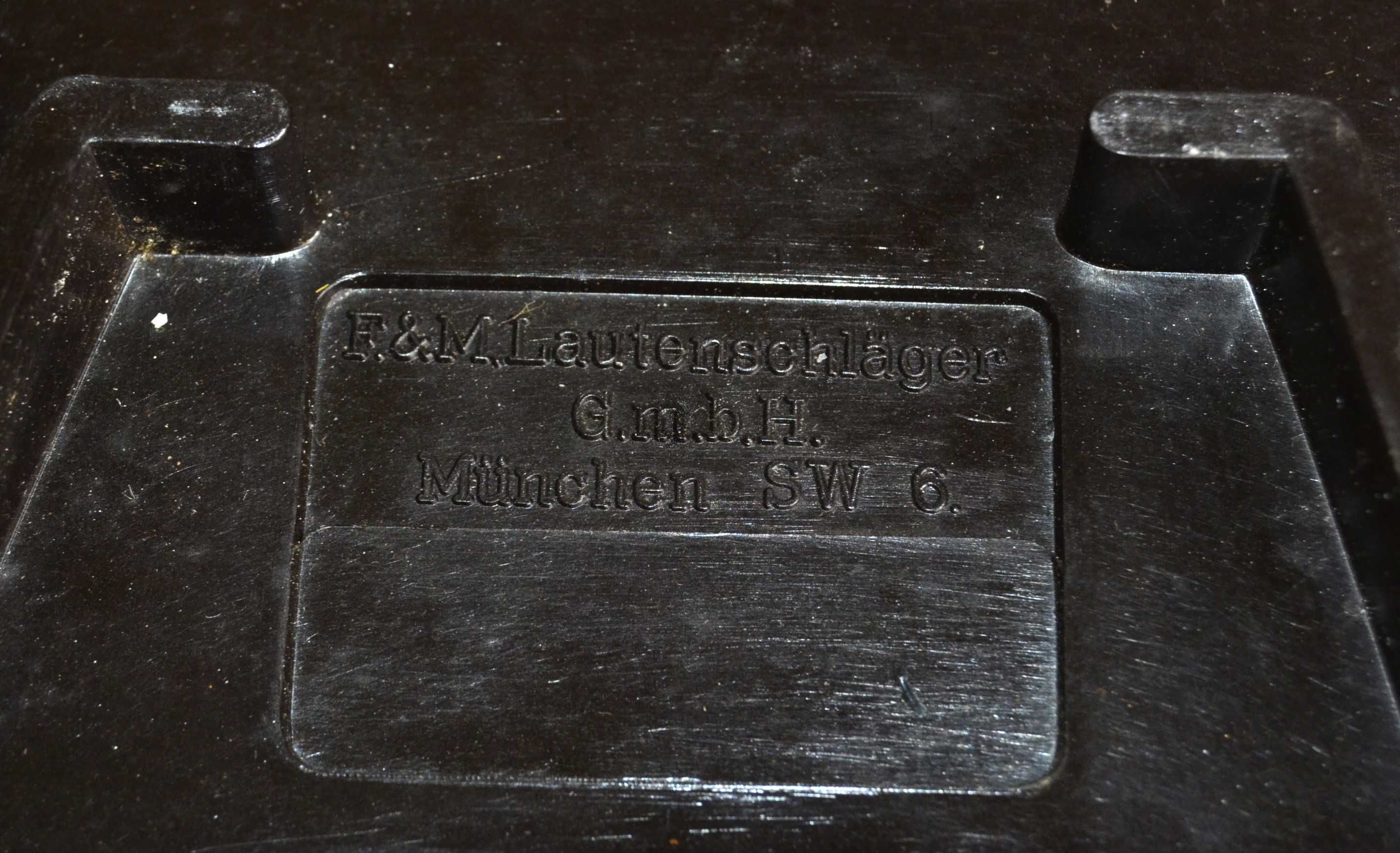 Colorimetro Antigo, anos 30, Instrumento Cientifico feito na Alemanha