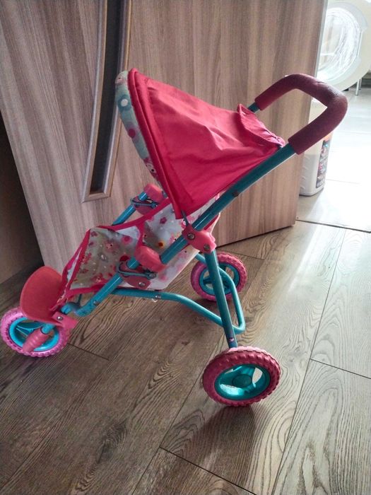 Коляска для кукол