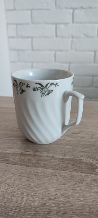 Kubek Ćmielów PRL Antyk porcelana zielone kwiaty