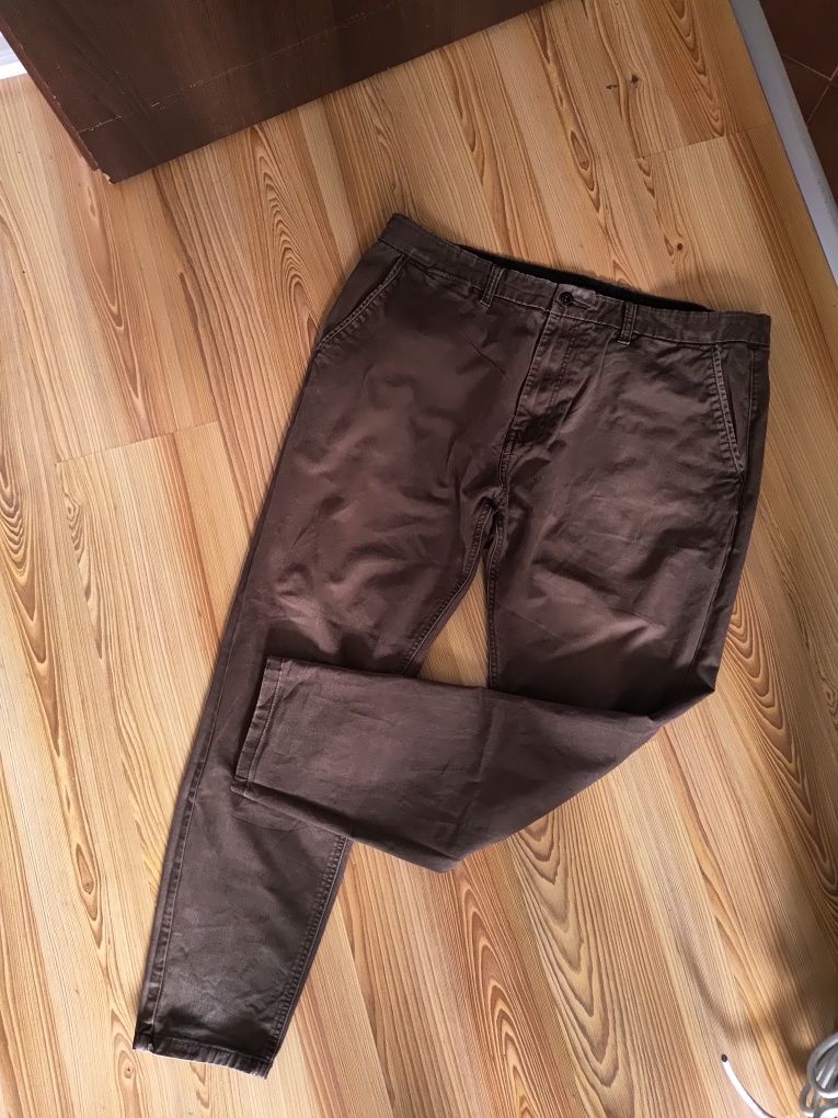 Spodnie meskie Pull&Bear roz. 48