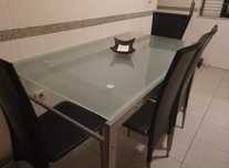 Mesa de Cozinha com tampo em Vidro