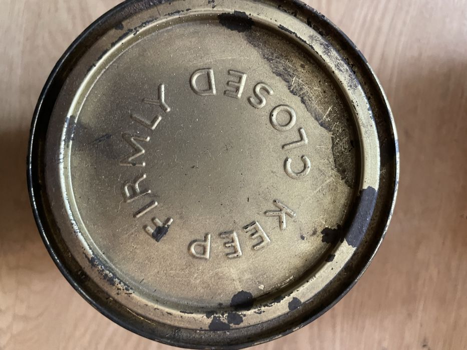 Stara puszka kolekcjonerska kakao pelna . Retro vintage prl